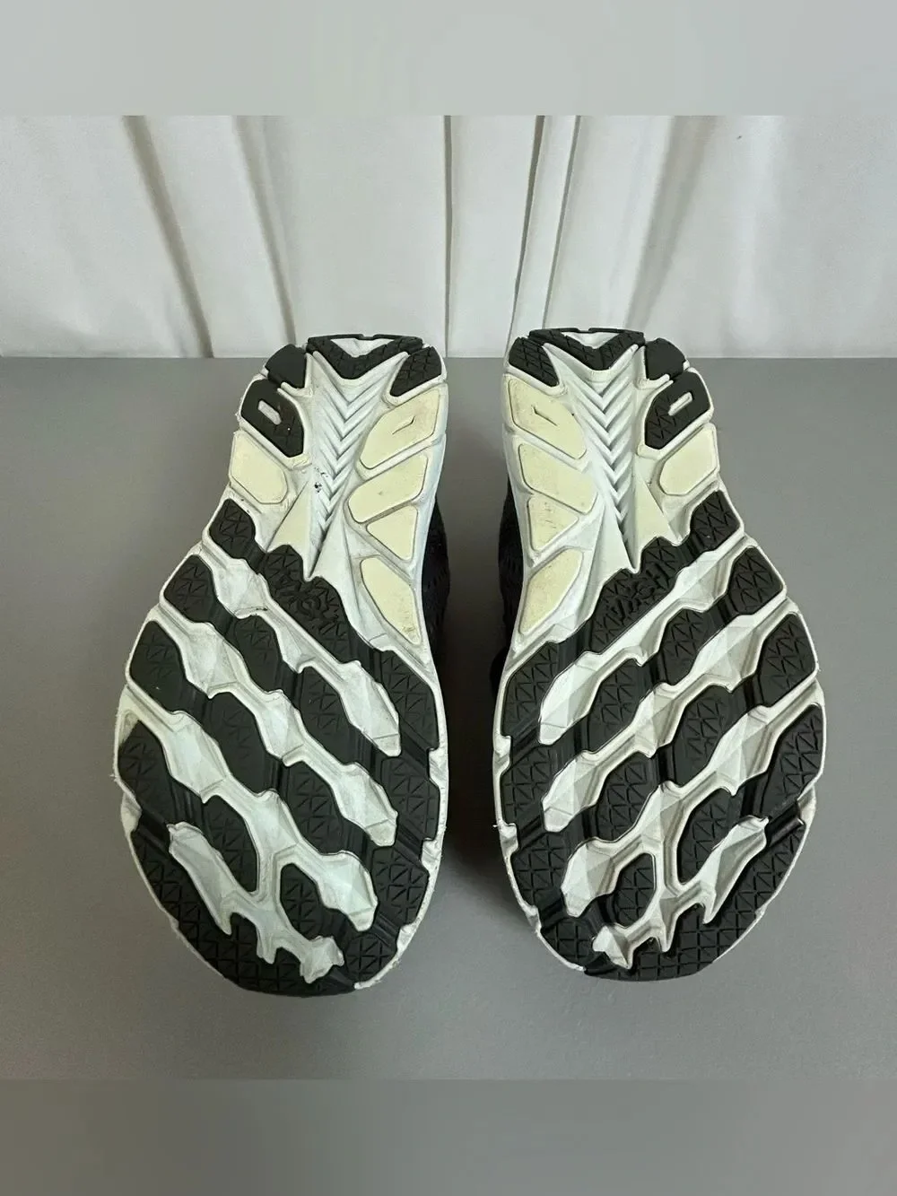 Hoka pre owned